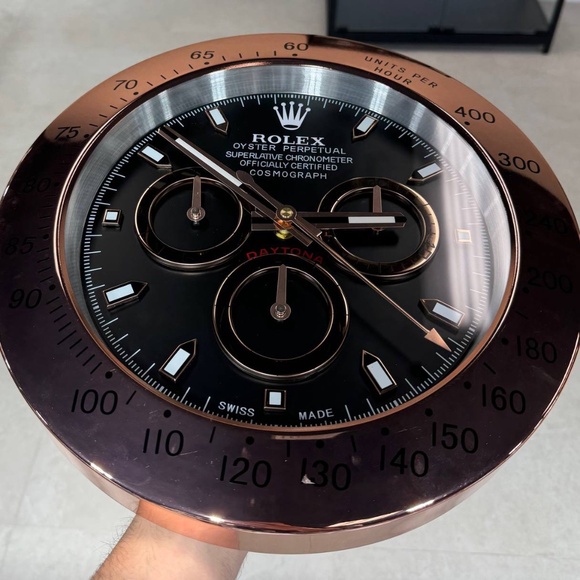 DAYTONA Cosmograph Wall Clock Pink Rose gold bezel insert and black face dial🔥 - Picture 5 of 7